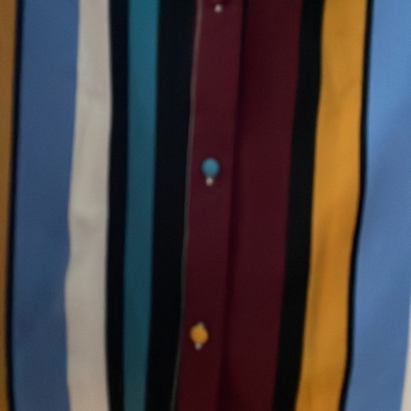 Striped, button down blouse from Davi & Dani. Size Large - Picture 5 of 7